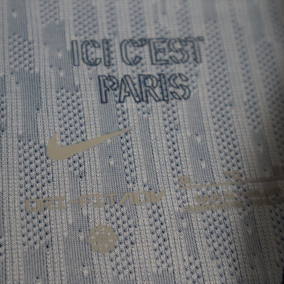 Khvicha Kvaratskhelia #7 Paris Saint Germain PSG Nike Dri-Fit Adv Home Jersey - Picture 12 of 15